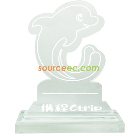 訂造亞加力獎座