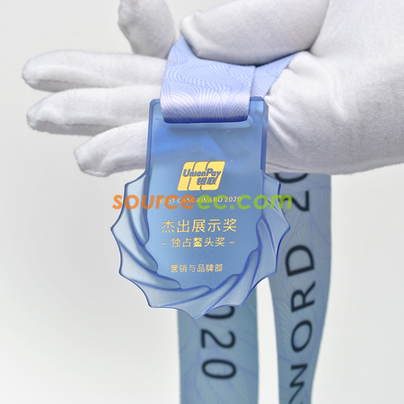 禮品訂造琉璃獎牌紀念品