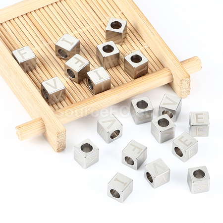 禮品訂造訂製字母項鍊紀念品