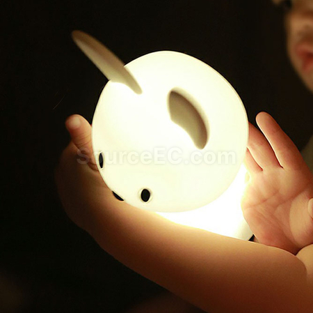 禮品訂造兔子拍拍燈/小夜燈紀念品